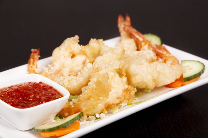 Crispy prawns deep fried with salt and pepper
